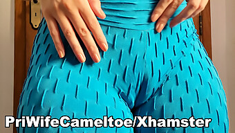 Pantat Ketat Istri Dan Cameltoe Di Celana Gym