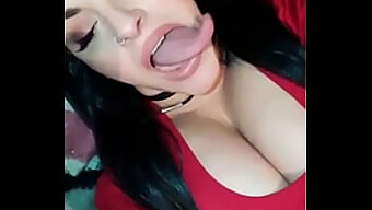 Lustful Latina Teen'S Throat-Pleasing Skills